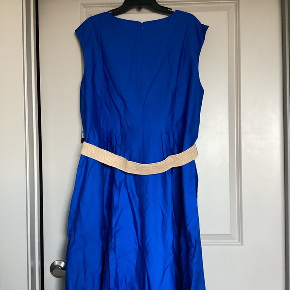 Jessica Howard Plus Size Belted Sleeveless V-Neck Midi Dress, size 20W - Picture 10 of 14